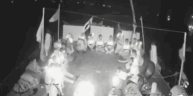 Global Sumud Flotilla: Misi Damai Bawa Bantuan ke Gaza Diserang Israel