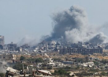 Serangan Israel ke Gaza Terus Berlanjut, Meski Trump Klaim Pengeboman ‘Sementara Dihentikan’