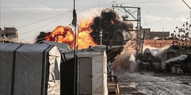 Serangan Israel di Dekat Kamp Pengungsian Gaza Tengah Mengakibatkan Korban Jiwa dan Luka-luka