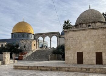Israel Perpanjang Penutupan Masjid Al-Aqsa hingga Pertengahan April, Warga Palestina Dilarang Salat di Sekitarnya